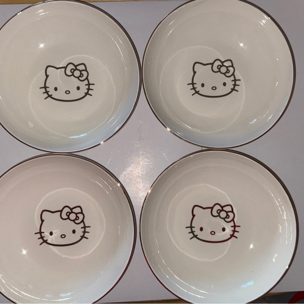 Hello Kitty Ceramic Bowls Set